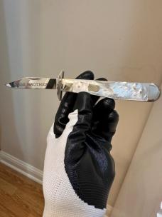 Case Brothers Classic Cheetah w/ Mother of Pearl handles & Silver Shield. Absolute Mint! Case Brothers Classic Cheetah w/ Mother of Pearl handles & Silver Shield. Absolute Mint!
