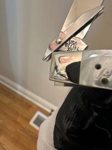 Case Brothers Classic Cheetah w/ Mother of Pearl handles & Silver Shield. Absolute Mint! Case Brothers Classic Cheetah w/ Mother of Pearl handles & Silver Shield. Absolute Mint!