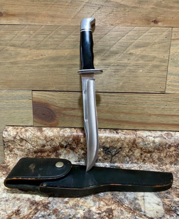 Buck 120 fixed blade w/sheath