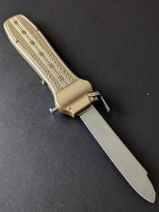 VINTAGE GERMAN ROBERT KLASS/KISSING CRANE OTF SWITCHBLADE NOS NEAR MINT VINTAGE GERMAN ROBERT KLASS/KISSING CRANE OTF SWITCHBLADE NOS NEAR MINT