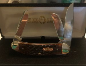 2002 Case Select Walnut Sowbelly 