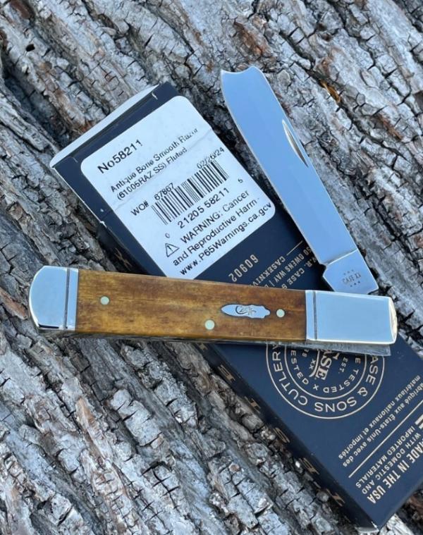 CASE XX ** 2024 SMOOTH ANTIQUE BONE RAZOR