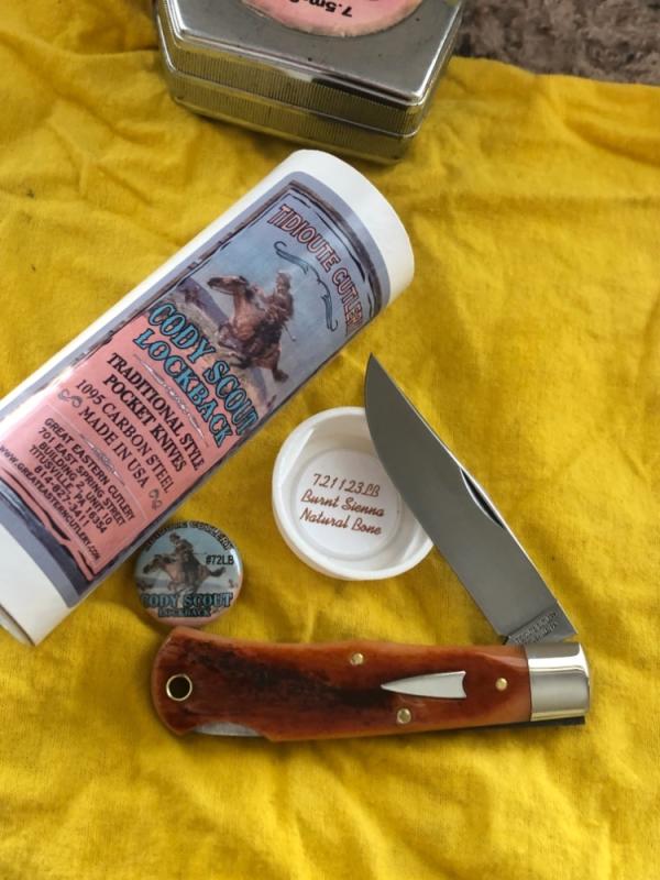 Great Eastern Cutlery Tidioute Burnt Sienna Natural Bone 721123LB Great Eastern Cutlery Tidioute Burnt Sienna Natural Bone 721123LB