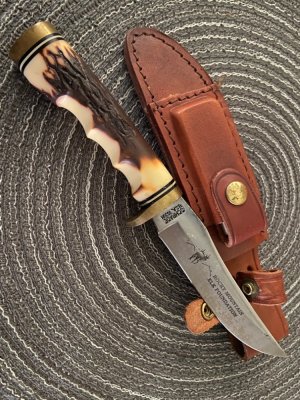 Rocky Mountain Elk Foundation Schrade fixed blade.  