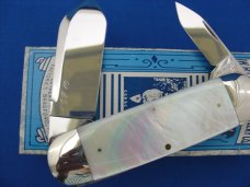 Case XX Classic Sunfish/Toenail Genuine AAA White Pearl Prototype Knife 1 of 10 Case XX Classic Sunfish/Toenail Genuine AAA White Pearl Prototype Knife 1 of 10