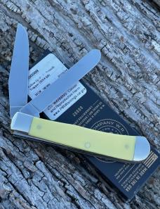 CASE XX ** 2024 "DON'T TREAD ON ME" YELLOW SYNTHETIC TRAPPER CASE XX ** 2024 "DON'T TREAD ON ME" YELLOW SYNTHETIC TRAPPER