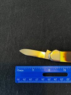 Case XX USA 42131 SS BUMBLEBEE DELRIN 2 Blade Canoe Knife with Original Box Case XX USA 42131 SS BUMBLEBEE DELRIN 2 Blade Canoe Knife with Original Box