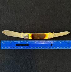 Case XX USA 42131 SS BUMBLEBEE DELRIN 2 Blade Canoe Knife with Original Box Case XX USA 42131 SS BUMBLEBEE DELRIN 2 Blade Canoe Knife with Original Box