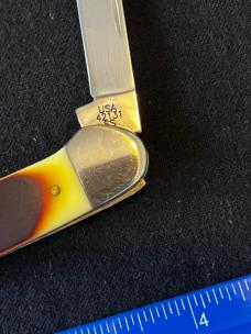 Case XX USA 42131 SS BUMBLEBEE DELRIN 2 Blade Canoe Knife with Original Box Case XX USA 42131 SS BUMBLEBEE DELRIN 2 Blade Canoe Knife with Original Box