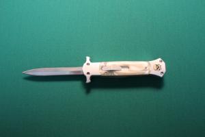 OTF Automatic Knife with double edged blade 