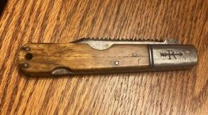 OLD U.S.A. RUSSELL DADDY LOCKBACK FISH SCALER