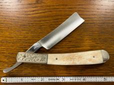Parker Cut Co "The Improved Eagle Razor" 7-Day Mother of Pearl + 1 Bone Razor Japan Parker Cut Co "The Improved Eagle Razor" 7-Day Mother of Pearl + 1 Bone Razor Japan