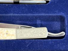 Parker Cut Co "The Improved Eagle Razor" 7-Day Mother of Pearl + 1 Bone Razor Japan Parker Cut Co "The Improved Eagle Razor" 7-Day Mother of Pearl + 1 Bone Razor Japan