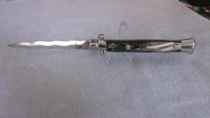 11" Brazilian horn Kriss stiletto.