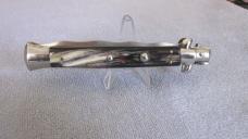 11" Brazilian horn Kriss stiletto. 11" Brazilian horn Kriss stiletto.