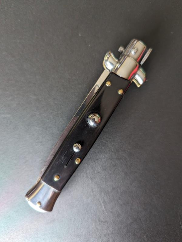 NOS GIOVANNI BELTRAME 23CM-9 INCH FLAT BLADE STILETTO IN BUFFALO HORN NOS GIOVANNI BELTRAME 23CM-9 INCH FLAT BLADE STILETTO IN BUFFALO HORN