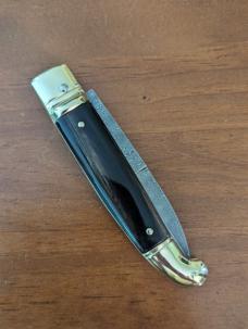 NOS 20cm/ 8" AB BIRDHEAD LEVERLOCK DAMASCUS BUFFALO HORN AUTO NOS 20cm/ 8" AB BIRDHEAD LEVERLOCK DAMASCUS BUFFALO HORN AUTO