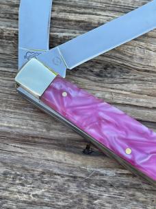 RAGING BULL BRAND ** PINK LOVEBIRDS TRAPPER RAGING BULL BRAND ** PINK LOVEBIRDS TRAPPER