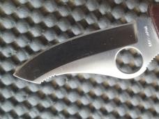Spyderco Jester with Burgundy Micarta Scales Spyderco Jester with Burgundy Micarta Scales