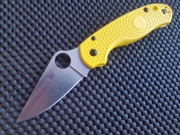 Spyderco Para 3 LW Salt Magnacut Knife Spyderco Para 3 LW Salt Magnacut Knife