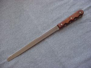 Vintage CASE XX, M 242-9 1/2, "Miracl-Edge", STAINLESS, Serrated Edge, Slicer Knife