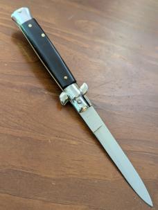 NOS GIOVANNI BELTRAME 23CM-9 INCH FLAT BLADE STILETTO IN BUFFALO HORN NOS GIOVANNI BELTRAME 23CM-9 INCH FLAT BLADE STILETTO IN BUFFALO HORN