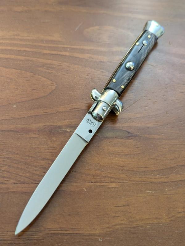 NOS GIOVANNI BELTRAME 23CM-9 INCH FLAT BLADE STILETTO IN BUFFALO HORN NOS GIOVANNI BELTRAME 23CM-9 INCH FLAT BLADE STILETTO IN BUFFALO HORN
