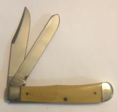 New in original clamshell and sleeve 2002 Case Waterfall Trapper New in original clamshell and sleeve 2002 Case Waterfall Trapper