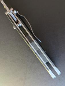 CRKT 1121 Elizabeth Anubis Automatic (3.5" bead blast blade) CRKT 1121 Elizabeth Anubis Automatic (3.5" bead blast blade)