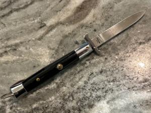 VTG 70s-80s 8” Korean Swinguard Rizutto Clone RARE version Shiny grips Swing guard stiletto Rizzy