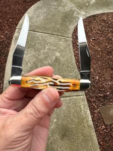 1998 Case XX Muskrat w/ Rare Burnt White Worm Groove Handles. Mint Condition! 1998 Case XX Muskrat w/ Rare Burnt White Worm Groove Handles. Mint Condition!