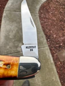 1998 Case XX Muskrat w/ Rare Burnt White Worm Groove Handles. Mint Condition! 1998 Case XX Muskrat w/ Rare Burnt White Worm Groove Handles. Mint Condition!