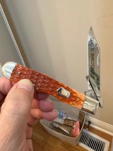2003 Case Brothers Cheetah Silver Badge w/ Chestnut Bone Handles. Absolute Mint! 2003 Case Brothers Cheetah Silver Badge w/ Chestnut Bone Handles. Absolute Mint!