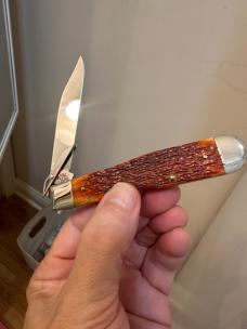 2003 Case Brothers Cheetah Silver Badge w/ Chestnut Bone Handles. Absolute Mint! 2003 Case Brothers Cheetah Silver Badge w/ Chestnut Bone Handles. Absolute Mint!