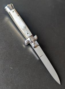 RARE NOS GIOVANNI BELTRAME 20CM-8 INCH FLAT BLADE STILETTO IN BRAZILIAN HONEY HORN RARE NOS GIOVANNI BELTRAME 20CM-8 INCH FLAT BLADE STILETTO IN BRAZILIAN HONEY HORN