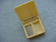 Antique EVER-READY 3/24/14, Single-Edge Travel Safety Razor in Ivoroid Celluloid Travel Case Antique EVER-READY 3/24/14, Single-Edge Travel Safety Razor in Ivoroid Celluloid Travel Case