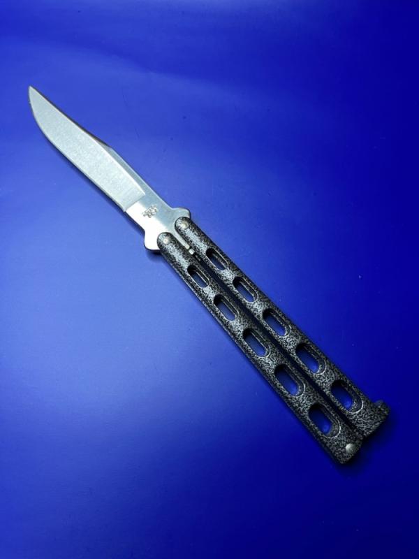 Bear and Son USA Butterfly 4" Blade/ Silvervein Scales Bear and Son USA Butterfly 4" Blade/ Silvervein Scales