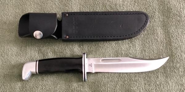 Older Buck Model 119 Special Knife 1972-86 Production Older Buck Model 119 Special Knife 1972-86 Production
