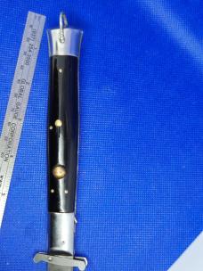 Large 8 3/4 RIZZUTO ELSTILETO MILANO Switchblade Large 8 3/4 RIZZUTO ELSTILETO MILANO Switchblade