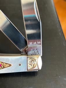 Case XX Pearl Family Jewels Full Trappers 3 of 4 matching Serials Shepherd Hills Exclusive RARE Case XX Pearl Family Jewels Full Trappers 3 of 4 matching Serials Shepherd Hills Exclusive RARE