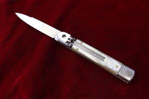 OLD NEW STOCK AKC 8" ITALIAN SWITCHBLADE HONEY HORN LEVER LOCK AUTOMATIC