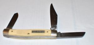 Sears Craftsman Stockman 4" mClosed Snap On All 95045 Little Use Light Honing White Fiber Handles
