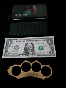 BRASS 4 FINGER RINGER KNUCKS BRASS 4 FINGER RINGER KNUCKS