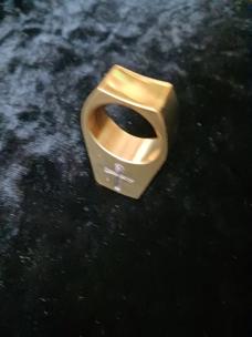 SINGLE KNUCKLE POPPER SINGLE KNUCKLE POPPER