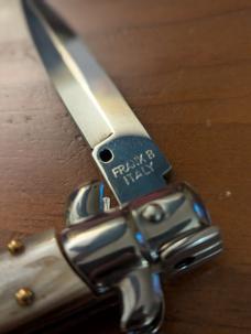 FRANK BELTRAME 23CM 9" BAYONET STILETTO FRENCH HONEY HORN...NEW FRANK BELTRAME 23CM 9" BAYONET STILETTO FRENCH HONEY HORN...NEW