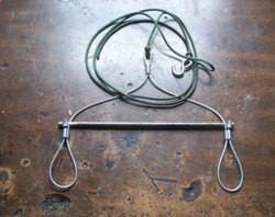 Packable small game gambrel 