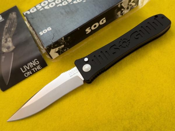 NIB SOG SE-61 Spec Elite II Automatic Knife (4" Satin) Made in USA NIB SOG SE-61 Spec Elite II Automatic Knife (4" Satin) Made in USA