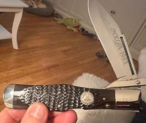 1983 CASE XX JUMBO COKE BOTTLE LOCKBACK W/ SWING GUARD NKCA CLUB KNIFE. ABSOLUTE MINT CONDITION!