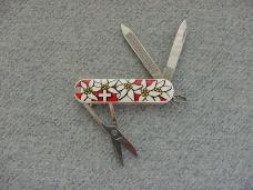 Vintage 2-RARE VICTORINOX KEY CHAING Pocket Knives Vintage 2-RARE VICTORINOX KEY CHAING Pocket Knives