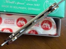 2000 HEN & ROOSTER Solingen 352 MOP Genuine Mother of Pearl Canoe MINT NEW IN BOX 2000 HEN & ROOSTER Solingen 352 MOP Genuine Mother of Pearl Canoe MINT NEW IN BOX
